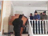 常熟苏州市区“大白宫”违建拆除现场,楼内画面曝