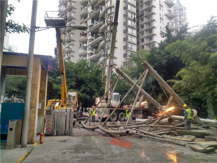 常熟广告牌拆除